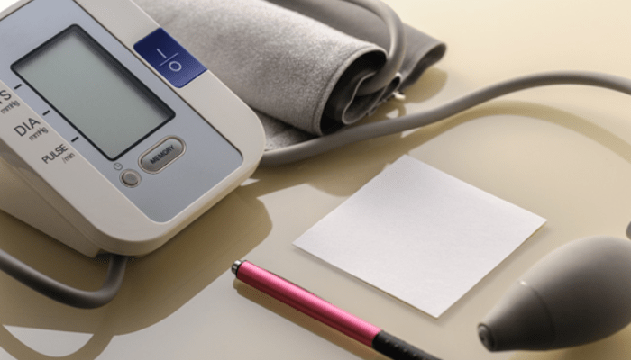 Descubra como monitorar sua pressão arterial em casa