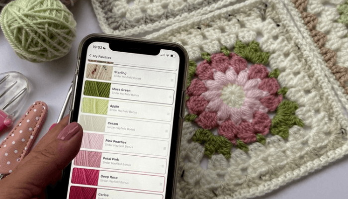 How to Crochet – free crochet app on the play store and apple store