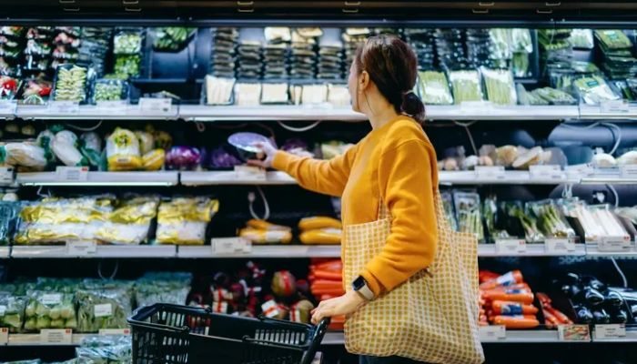Veja se você tem direito ao novo auxílio alimentação de $1.200 nos EUA